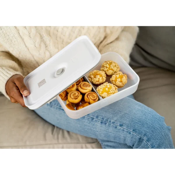 ZWILLING Vaccum Lunch Boxes*L Flat Vacuum Lunch Box, Plastic, Semitransparent-Grey