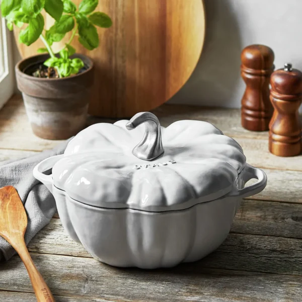 STAUB Specialty Cookware*3.5 Qt, Pumpkin, Cocotte, White