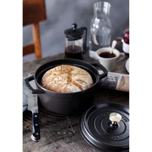 STAUB Dutch Ovens*4 Qt, Round, Cocotte, Black Matte