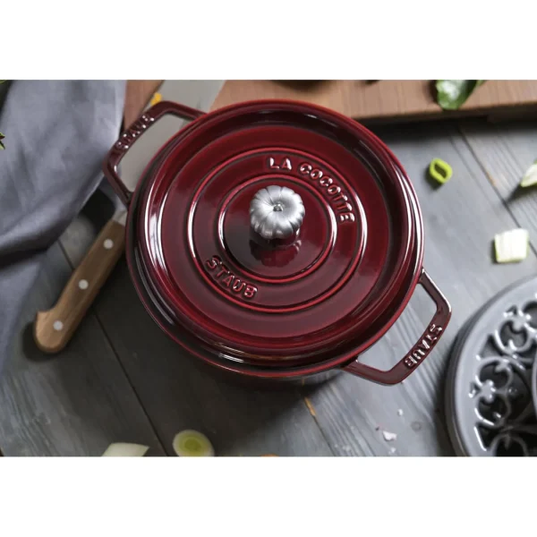 STAUB Dutch Ovens*4 Qt, Round, Cocotte, Grenadine