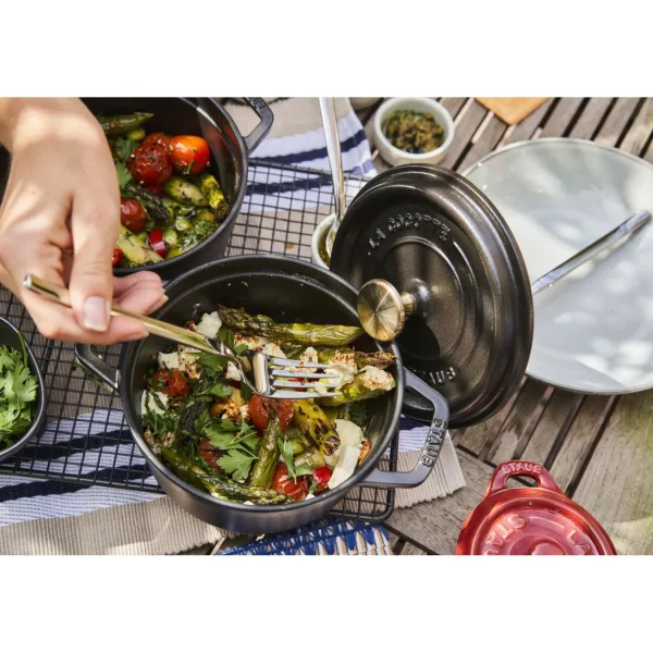 STAUB Dutch Ovens*1.25 Qt, Round, Cocotte, Black Matte