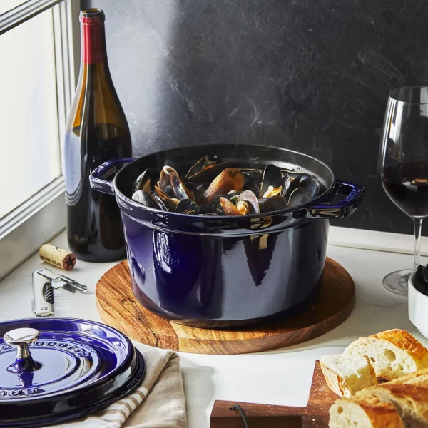 STAUB Dutch Ovens*5 Qt, Round, Tall Cocotte, Dark Blue